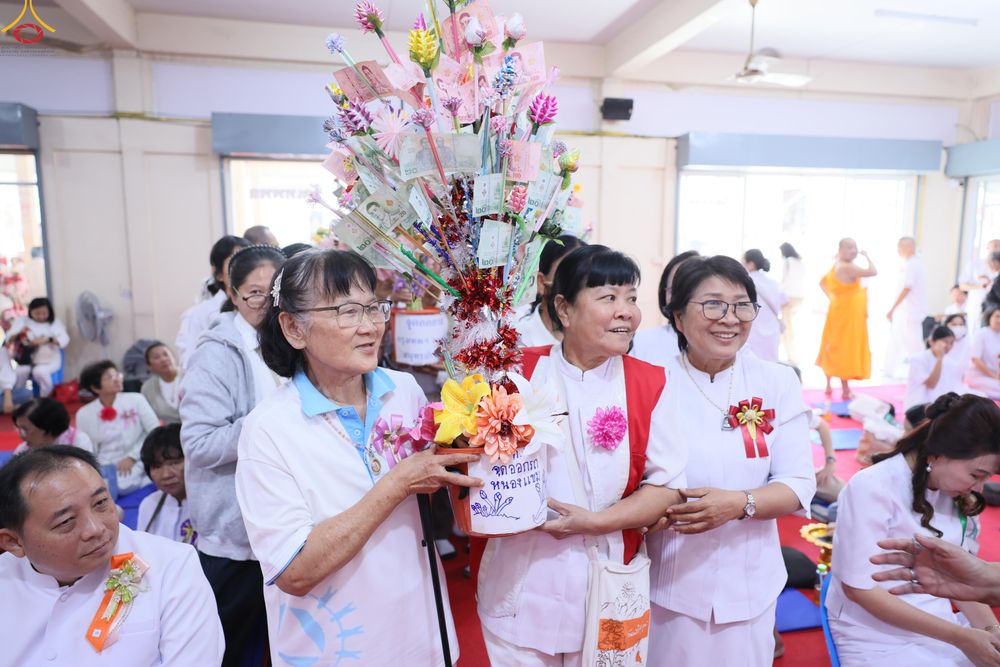 ภาพ No.291603:วันที่ 9 มกราคม พ.ศ. 2569 พิธีทอดผ้าป่าทำนุบำรุงศาสนสถาน ณ วัดเทพพล แขวงบางพรม เขตตลิ่งชัน กรุงเทพมหานคร ในโครงการธรรมยาตรา กตัญญูบูชา มหาปูชนียาจารย์ พระมงคลเทพมุนี(สด จนฺทสโร) พระผู้ปราบมาร อนุสรณ์สถาน 7 แห่ง ปีที่ 14