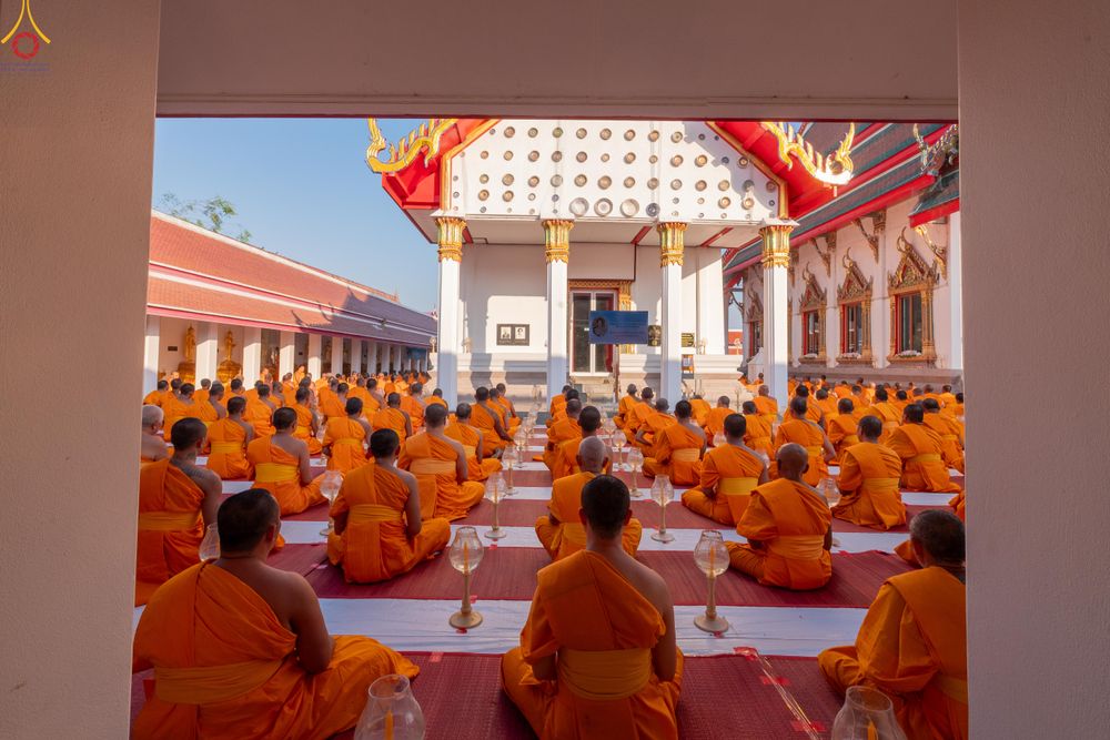 ภาพ No.293904:วันที่ 14 มกราคม พ.ศ. 2569 พิธีจุดประทีปถวายเป็นพุทธบูชา และบูชาธรรมมหาปูชนียาจารย์  ณ วัดสองพี่น้อง ต.ต้นตาล อ.สองพี่น้อง จ.สุพรรณบุรี ในโครงการธรรมยาตรา กตัญญูบูชา มหาปูชนียาจารย์ พระมงคลเทพมุนี(สด จนฺทสโร) พระผู้ปราบมาร อนุสรณ์สถาน 7 แห่ง ปีที่ 14