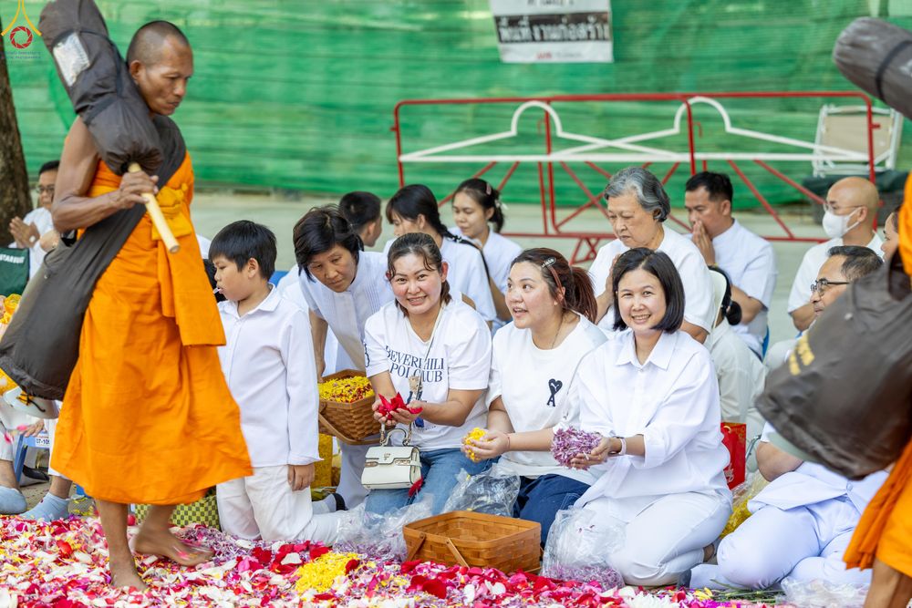 ภาพ No.305830:วันที่ 25 มกราคม พ.ศ. 2569 พิธีต้อนรับพระธรรมยาตรา วัดพระธรรมกาย(ภาพชุดที่ 3) ในโครงการธรรมยาตรา กตัญญูบูชา มหาปูชนียาจารย์ พระมงคลเทพมุนี(สด จนฺทสโร) พระผู้ปราบมาร อนุสรณ์สถาน 7 แห่ง ปีที่ 14