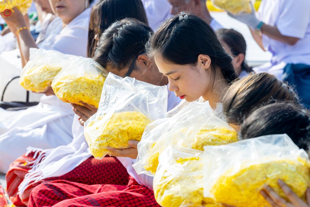 ภาพ No.299315:วันที่ 18 มกราคม พ.ศ. 2569 พิธีต้อนรับพระธรรมยาตรา ณ อนุสรณ์สถานลำดับที่ 5 สถานที่เผยแผ่วิชชาธรรมกายครั้งแรก อนุสรณ์สถานบางปลา วัดบางปลา อำเภอบางเลน จังหวัดนครปฐม ในโครงการธรรมยาตรา กตัญญูบูชา มหาปูชนียาจารย์ พระมงคลเทพมุนี(สด จนฺทสโร) พระผู้ปราบมาร อนุส