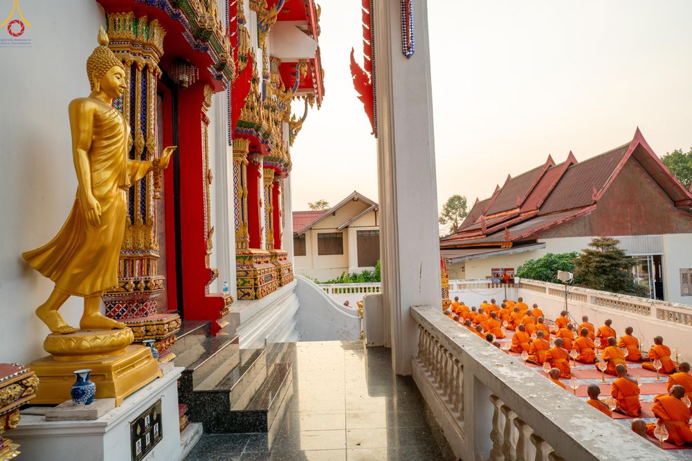 ภาพ No.296984:วันที่ 17 มกราคม พ.ศ. 2569 พิธีจุดประทีปถวายเป็นพุทธบูชา และบูชาธรรมมหาปูชนียาจารย์  ณ วัดโบสถ์บน ต.บางคูเวียง จ.นนทบุรี อนุสรณ์สถานลำดับที่ 4 สถานที่เกิดด้วยกายธรรม ในโครงการธรรมยาตรา กตัญญูบูชา มหาปูชนียาจารย์ พระมงคลเทพมุนี(สด จนฺทสโร) พระผู้ปราบมาร อ