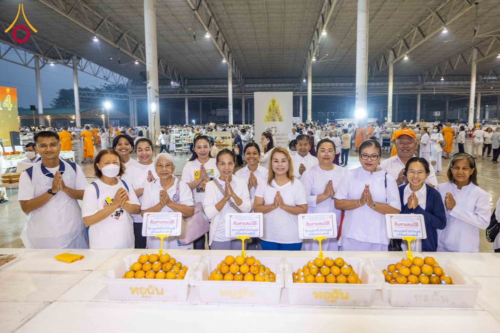 ภาพ No.306853:วันที่ 31 มกราคม พ.ศ. 2569 พิธีถวายภัตตาหารเป็นสังฆทาน แด่พระธรรมยาตรา ณ วัดพระธรรมกาย  จังหวัดปทุมธานี ในโครงการธรรมยาตรา กตัญญูบูชา มหาปูชนียาจารย์ พระมงคลเทพมุนี(สด จนฺทสโร) พระผู้ปราบมาร อนุสรณ์สถาน 7 แห่ง ปีที่ 14