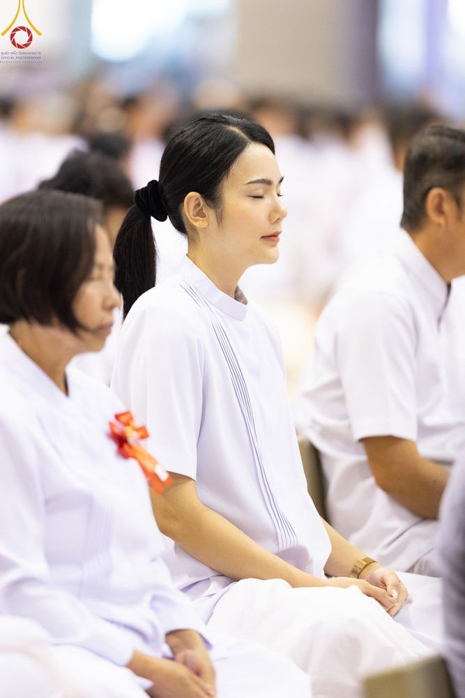 ภาพ No.177684:พิธีตักบาตรและพิธีบูชาข้าวพระ ในวันอาทิตย์ต้นเดือนที่ 1 ธันวาคม พ.ศ. 2567 ณ สภาธรรมกายสากล วัดพระธรรมกาย