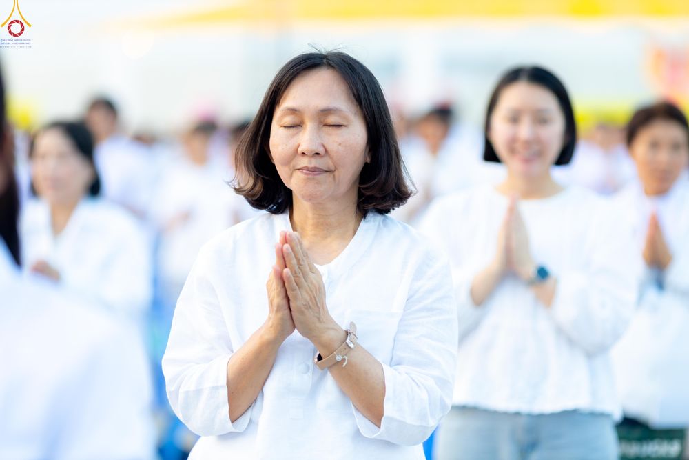 ภาพ No.307808:วันที่ 31 มกราคม พ.ศ. 2569 พิธีจุดประทีปธรรมถวายเป็นพุทธบูชา  และบูชาธรรมมหาปูชนียาจารย์ (ภาพชุดที่ 2) ณ วัดพระธรรมกาย ปทุมธานี ในโครงการธรรมยาตรา กตัญญูบูชา มหาปูชนียาจารย์ พระมงคลเทพมุนี(สด จนฺทสโร) พระผู้ปราบมาร อนุสรณ์สถาน 7 แห่ง ปีที่ 14