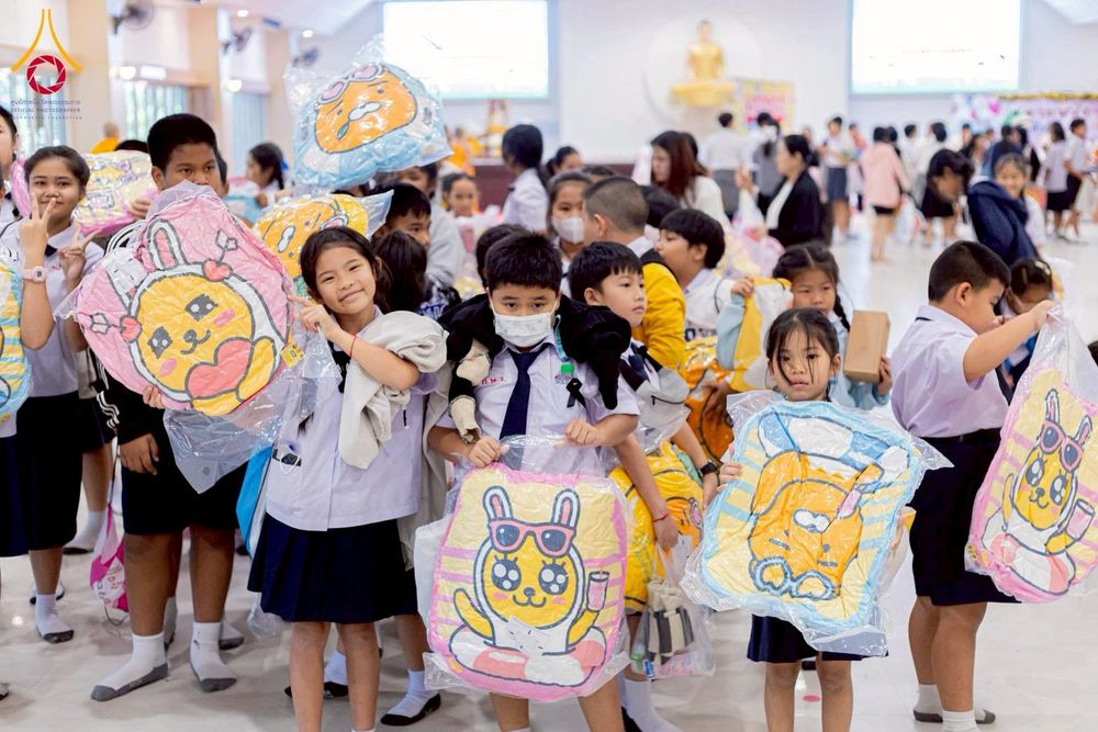 ภาพ No.274016:วันที่ 21 พฤศจิกายน พ.ศ. 2568 รวมพลังเด็กดี V-Star ผู้นำฟื้นฟูศีลธรรมโลก ประจำปี 2568 จังหวัดชลบุรี ณ ธุดงคสถานชลบุรี อำเภอศรีราชา จังหวัดชลบุรี