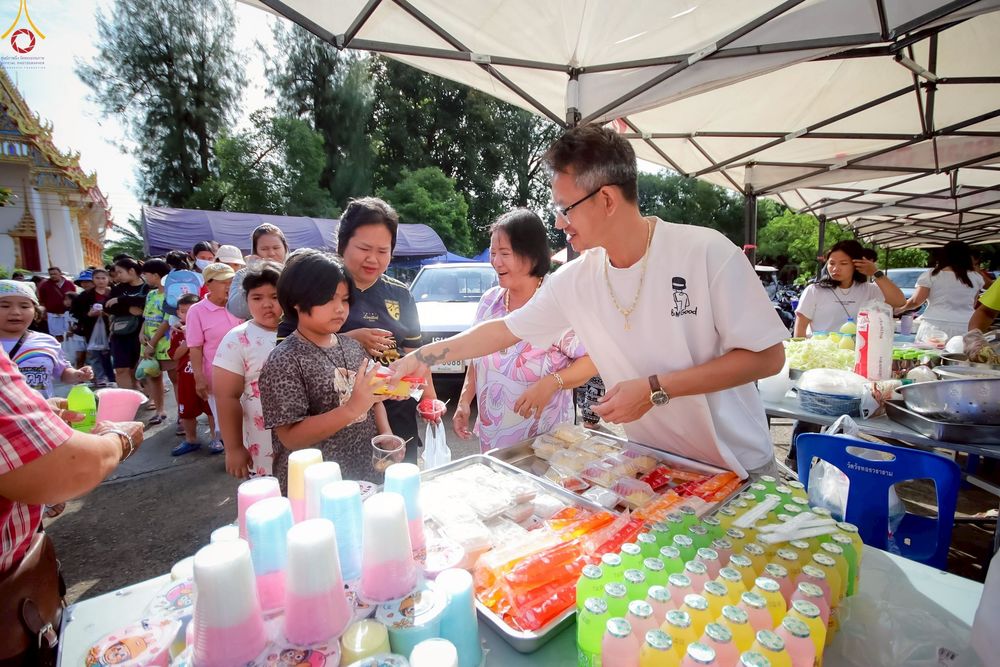 ภาพ No.258251:วันที่ 12 ตุลาคม พ.ศ. 2568 พิธีทอดกฐินสามัคคีทั่วไทย 30,000 วัด โดยคณะศิษยานุศิษย์ บูชาธรรม 81 ปี หลวงพ่อธัมมชโย ณ วัดวังทองวราราม อ.วังทอง จ.พิษณุโลก