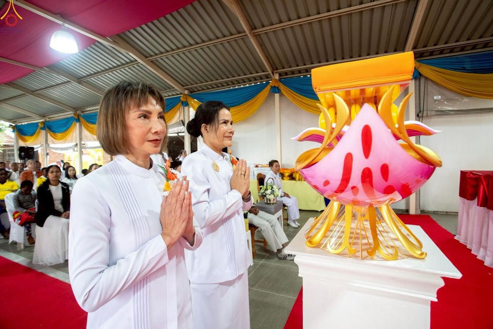 ภาพ No.255153:วันที่ 12 ตุลาคม พ.ศ. 2568 พิธีทอดกฐินสามัคคีสร้างทุกสิ่ง วัดพระธรรมกายโจฮันเนสเบิร์ก  ประเทศสาธารณรัฐแอฟริกาใต้