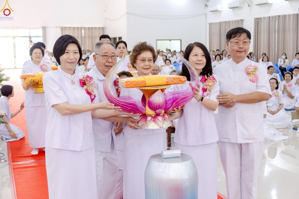 ภาพ No.241281:วันอาทิตย์ที่ 24 สิงหาคม พ.ศ.2568 พิธีปฐมผ้าป่าสถาปนาองค์พระเจดีย์เพื่อสร้างสันติภาพโลก พิธีไถ่ชีวิตโค สร้างมหากุศลด้วยการให้ชีวิตสัตว์เป็นทาน ณ ศูนย์ปฏิบัติธรรมสระบุรี อ.พระพุทธบาท จ.สระบุรี