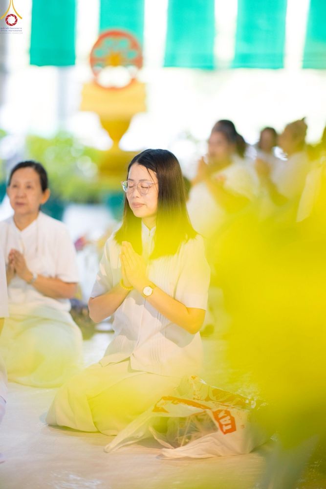 ภาพ No.246588:วันที่ 14 กันยายน พ.ศ. 2568 พิธีตักบาตรฉลองพระใหม่ ในโครงการอุปสมบทหมู่บูชาธรรม ครบรอบ108ปี วันครูผู้ค้นพบวิชชาธรรมกาย ณ วิหารคด วัดพระธรรมกาย