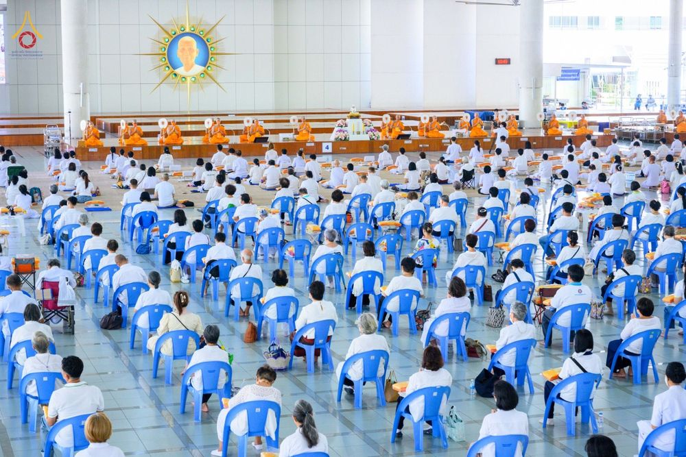 ภาพ No.81075:พิธีบุพเปตพลี ครั้งที่ 135 ร่วมอุทิศบุญแด่หมู่ญาติที่ล่วงลับไปแล้ว และสืบทอดอายุพระพุทธศาสนา วันศุกร์ที่ 19 พฤษภาคม พ.ศ. 2566 (วันพระ แรม 15 ค่ำ เดือน 6) ณ หอฉันคุณยายอาจารย์ วัดพระธรรมกาย