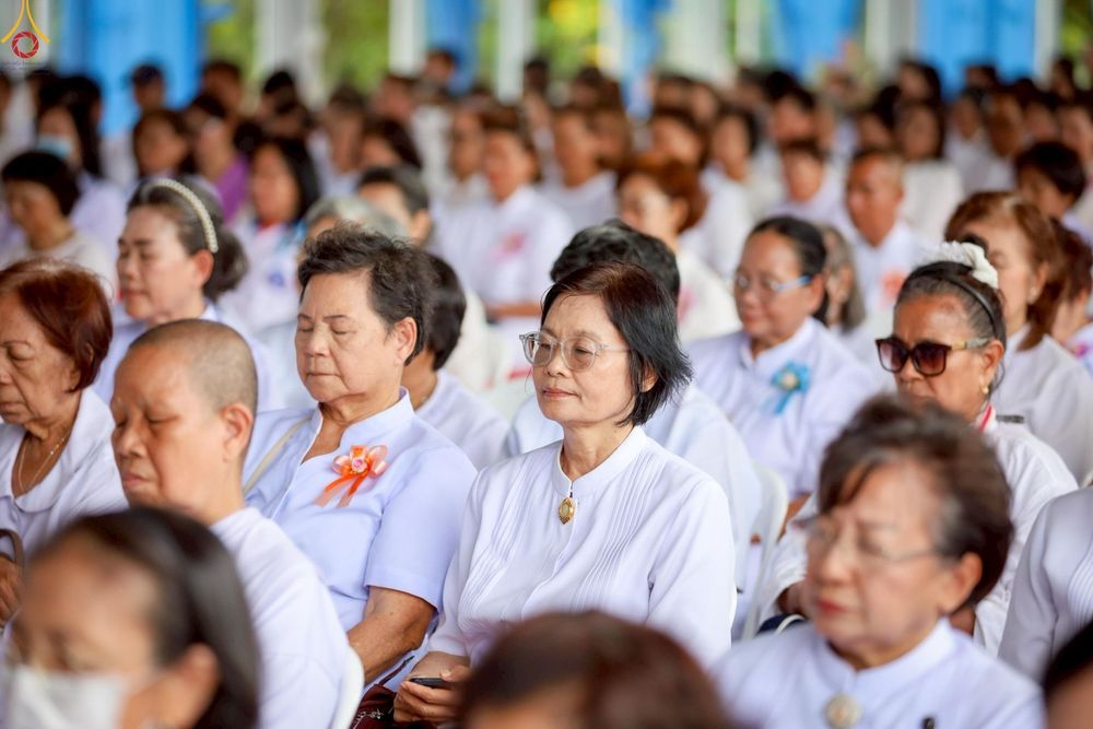 ภาพ No.272661:วันที่ 1 พฤศจิกายน พ.ศ. 2568 พิธีทอดกฐินสามัคคีทั่วไทย ณ วัดศรีวรรณวนาราม ต.คลองสาม อ.คลองหลวง จ.ปทุมธานี โดยคณะศิษยานุศิษย์ บูชาธรรม 81 ปี หลวงพ่อธัมมชโย