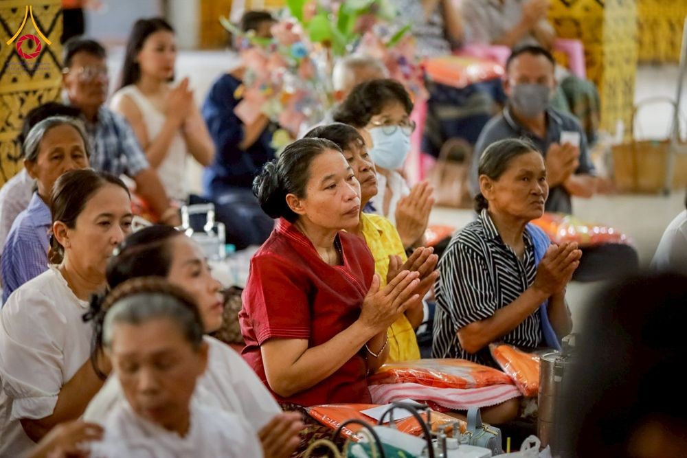 ภาพ No.275412:วันที่ 5 พฤศจิกายน พ.ศ. 2568 พิธีทอดกฐินสามัคคีทั่วไทย ณ วัดหนองสระแก ต.บึงกอก อ.บางระกำ จ.พิษณุโลก โดยคณะศิษยานุศิษย์ บูชาธรรม 81 ปี หลวงพ่อธัมมชโย