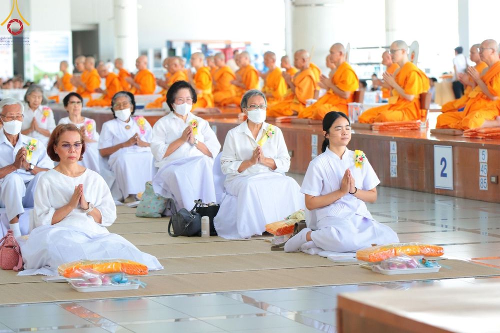 ภาพ No.142040:พิธีบุพเปตพลี ครั้งที่ 152 ร่วมอุทิศบุญแด่หมู่ญาติที่ล่วงลับไปแล้ว และสืบทอดอายุพระพุทธศาสนา วันศุกร์ที่ 21 มิถุนายน พ.ศ. 2567 วันพระขึ้น 15 ค่ำ เดือน 7 ณ หอฉันคุณยายอาจารย์ วัดพระธรรมกาย