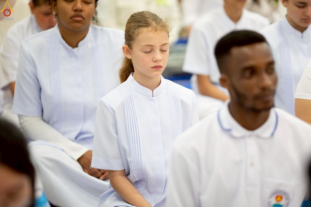 ภาพ No.270389:วันอาทิตย์ที่ 19 ตุลาคม พ.ศ. 2568 พิธีทอดกฐินสามัคคี เพื่อสถาปนากุฏิสงฆ์  น้อมถวายเป็นพุทธบูชาและบูชาธรรม แด่หลวงพ่อธัมมชโย ณ วัดพุทธเคปทาวน์  ประเทศสาธารณรัฐแอฟริกาใต้