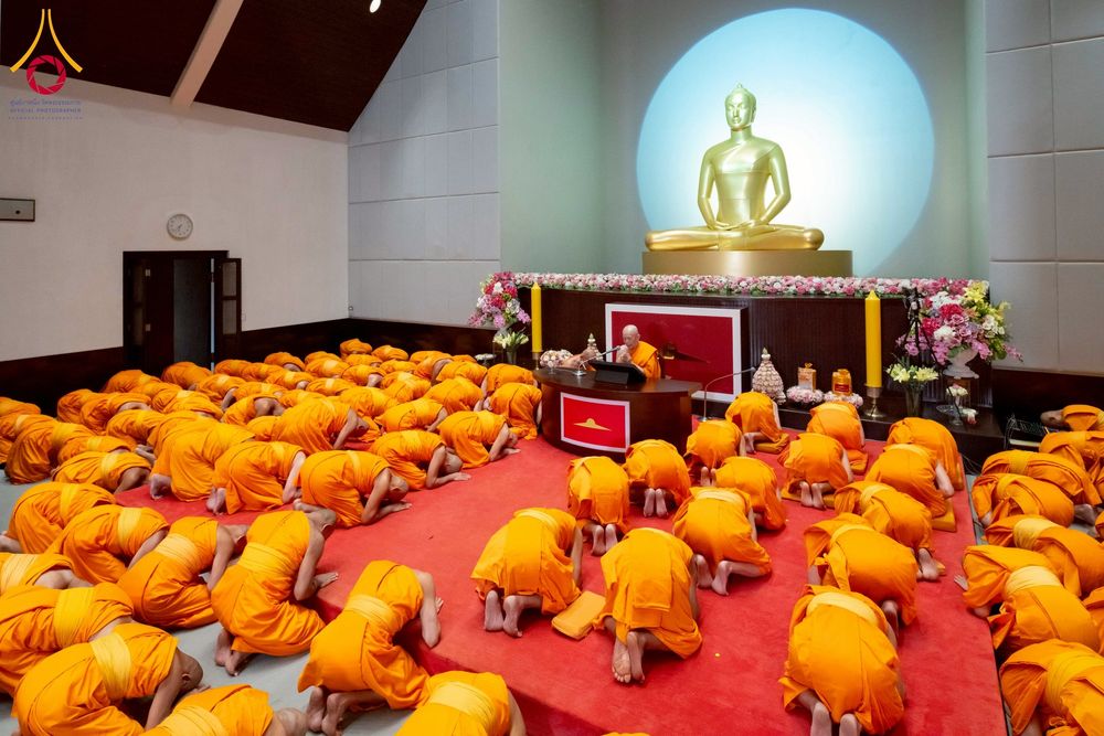 ภาพ No.264748:วันอาทิตย์ที่ 2 พฤศจิกายน พ.ศ. 2568 พิธีกรานกฐิน ณ โบสถ์พระไตรปิฏก วัดพระธรรมกาย จ.ปทุมธานี