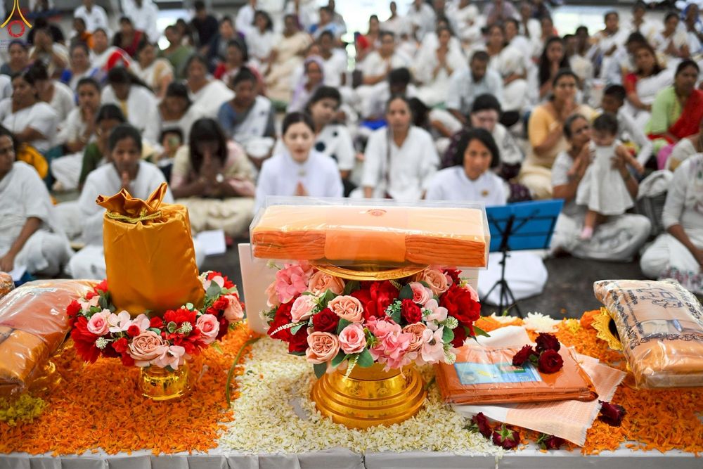 ภาพ No.263278:วันที่ 14 ตุลาคม พ.ศ. 2568 กฐินวัดถ้ำพุทธตรีรัศมี เมืองนาสิก รัฐมหาราษฎร์ ประเทศอินเดีย 