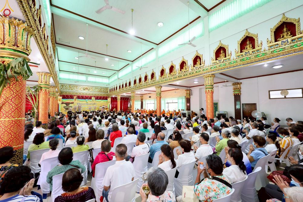 ภาพ No.250232:วันพุธที่ 8 ตุลาคม พ.ศ. 2568 พิธีทอดกฐินสามัคคีทั่วไทย 30,000 วัด โดยคณะศิษยานุศิษย์ บูชาธรรม 81 ปี หลวงพ่อธัมมชโย ณ วัดทัศนารุณสุนทริการาม กรุงเทพฯ