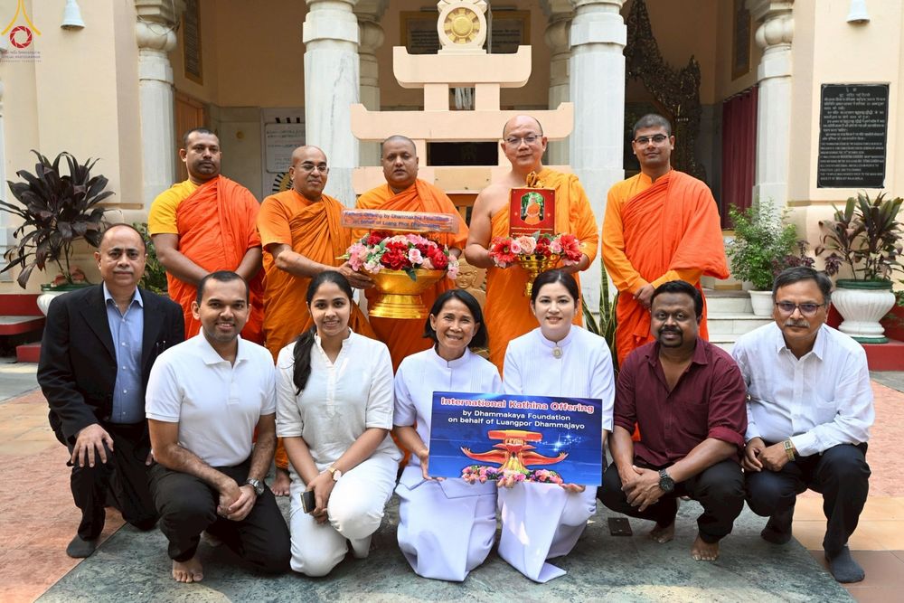 ภาพ No.263403:วันที่ 17 ตุลาคม พ.ศ. 2568 ทอดกฐินสมทบวัดต่างประเทศ ณ วัดมหาโพธิเดลลี ประเทศอินเดีย 