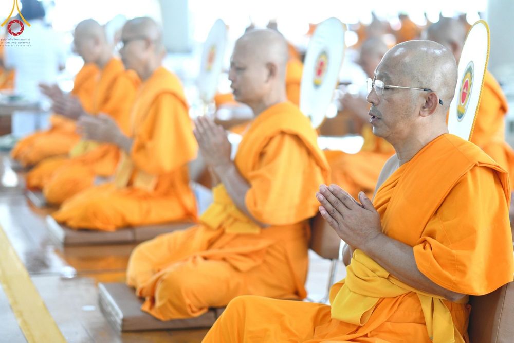 ภาพ No.151959:พิธีบุพเปตพลี ครั้งที่ 155 ร่วมอุทิศบุญแด่หมู่ญาติที่ล่วงลับไปแล้ว และสืบทอดอายุพระพุทธศาสนา วันจันทร์ที่ 2 กันยายน พ.ศ. 2567 (วันพระ แรม 14 ค่ำ เดือน 9) ณ หอฉันคุณยายอาจารย์ฯ วัดพระธรรมกาย