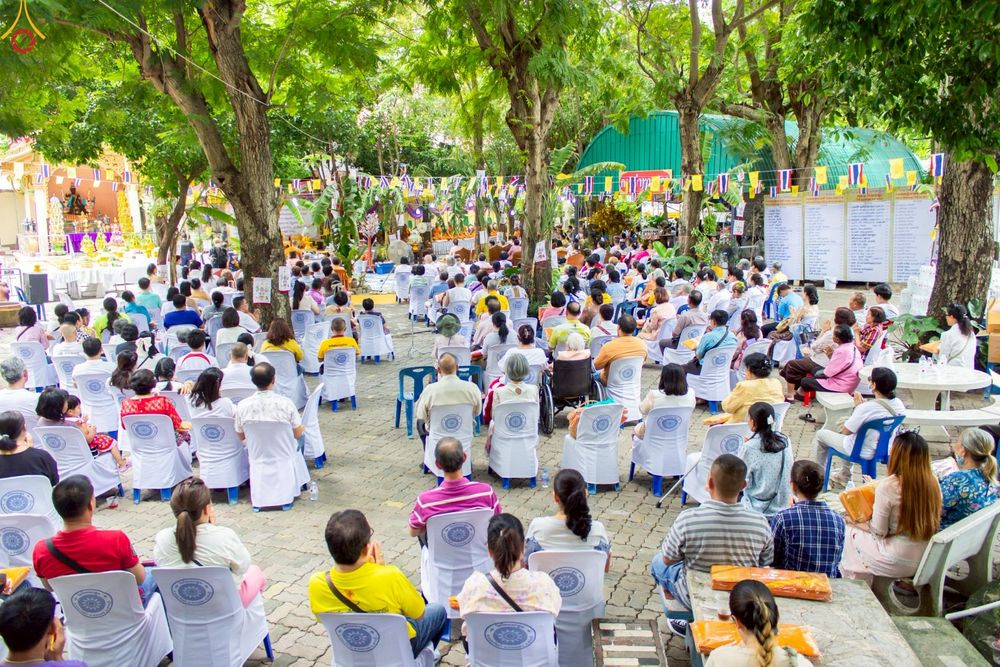 ภาพ No.252521:วันที่ 11 ตุลาคม พ.ศ. 2568 พิธีทอดกฐินสามัคคีทั่วไทย 30,000 วัด โดยคณะศิษยานุศิษย์ บูชาธรรม 81 ปี หลวงพ่อธัมมชโย ณ วัดโคกมะตูม อ.เมืองสระบุรี จ.สระบุรี