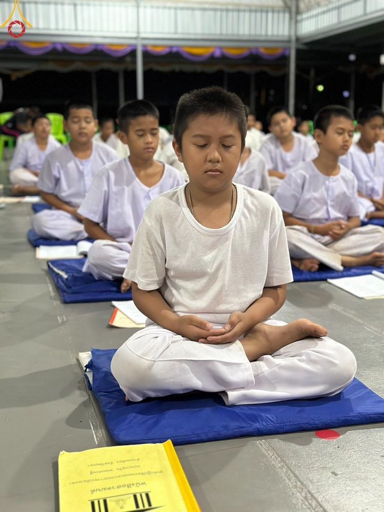 ภาพ No.133234:กิจวัตรกิจกรรมการฝึกตัวก่อนบวช และพิธีตัดปอยผมธรรมทายาท ณ ศูนย์ปฏิบัติธรรมและอบรมเยาวชนเมืองยะลา วันที่ 1-2 เมษายน พ.ศ. 2567