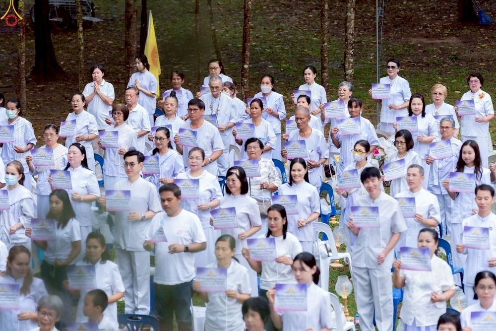 ภาพ No.238325:วันเสาร์ที่ 9 สิงหาคม พ.ศ. 2568 พิธีกลั่นแผ่นดิน โปรยทราย และจุดประทีปถวายเป็นพุทธบูชา จ.ระยอง สถาปนาองค์พระเจดีย์เพื่อสร้างสันติภาพโลก ณ ศูนย์ปฏิบัติธรรมระยอง(บ้านช่องลม) ต.บางบุตร อ.บ้านค่าย จ.ระยอง
