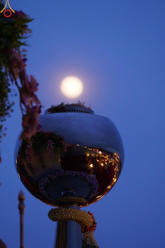 ภาพ No.279214:พิธีจุดวิสาขประทีป พิธีเวียนประทักษิณ ในวันวิสาขบูชา พุธที่ 22 พฤษภาคม พ.ศ. 2567 ( วันพระขึ้น 15 ค่ำ เดือน 6 ) ณ ลานธรรม พระมหาธรรมกายเจดีย์ วัดพระธรรมกาย จ.ปทุมธานี