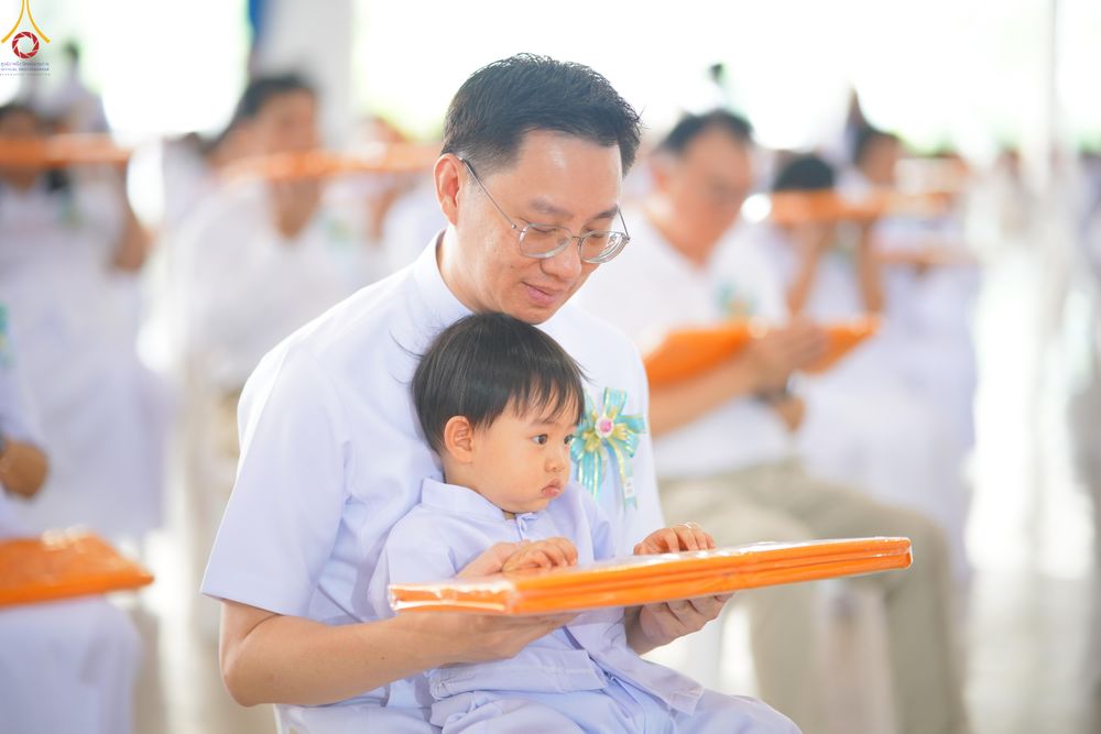 ภาพ No.318422:วันอาทิตย์ต้นเดือนที่ 5 เมษายน พ.ศ.2569 พิธีทอดผ้าป่าสมทบมหาสังฆทาน 40,000 กว่าวัดทั่วประเทศ ณ สภาธรรมกายสากล วัดพระธรรมกาย