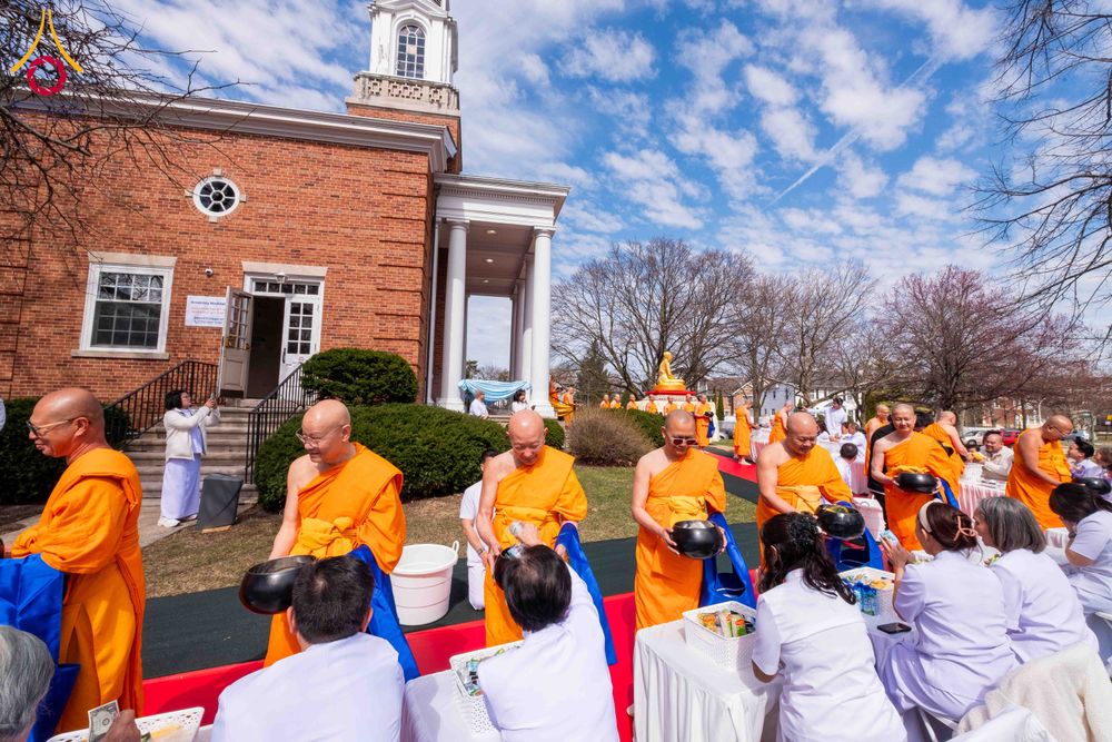 ภาพ No.319033:วันที่ 29 มีนาคม พ.ศ.2569 พิธีทอดผ้าป่าวัดพระธรรมกาย 20 ศูนย์สาขา และการประชุมภาคพื้นอเมริกา ไตรมาสที่ 1/2569 วัดพระธรรมกายชิคาโก ประเทศสหรัฐอเมริกา