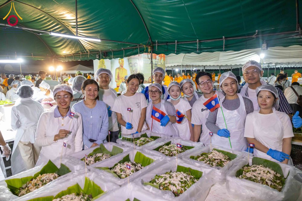 ภาพ No.301680:วันที่ 24 มกราคม พ.ศ. 2569 พิธีถวายภัตตาหารเป็นสังฆทาน แด่พระธรรมยาตรา ณ อนุสรณ์สถานบางปลา วัดบางปลา อำเภอบางเลน จังหวัดนครปฐม ในโครงการธรรมยาตรา กตัญญูบูชา มหาปูชนียาจารย์ พระมงคลเทพมุนี(สด จนฺทสโร) พระผู้ปราบมาร อนุสรณ์สถาน 7 แห่ง ปีที่ 14