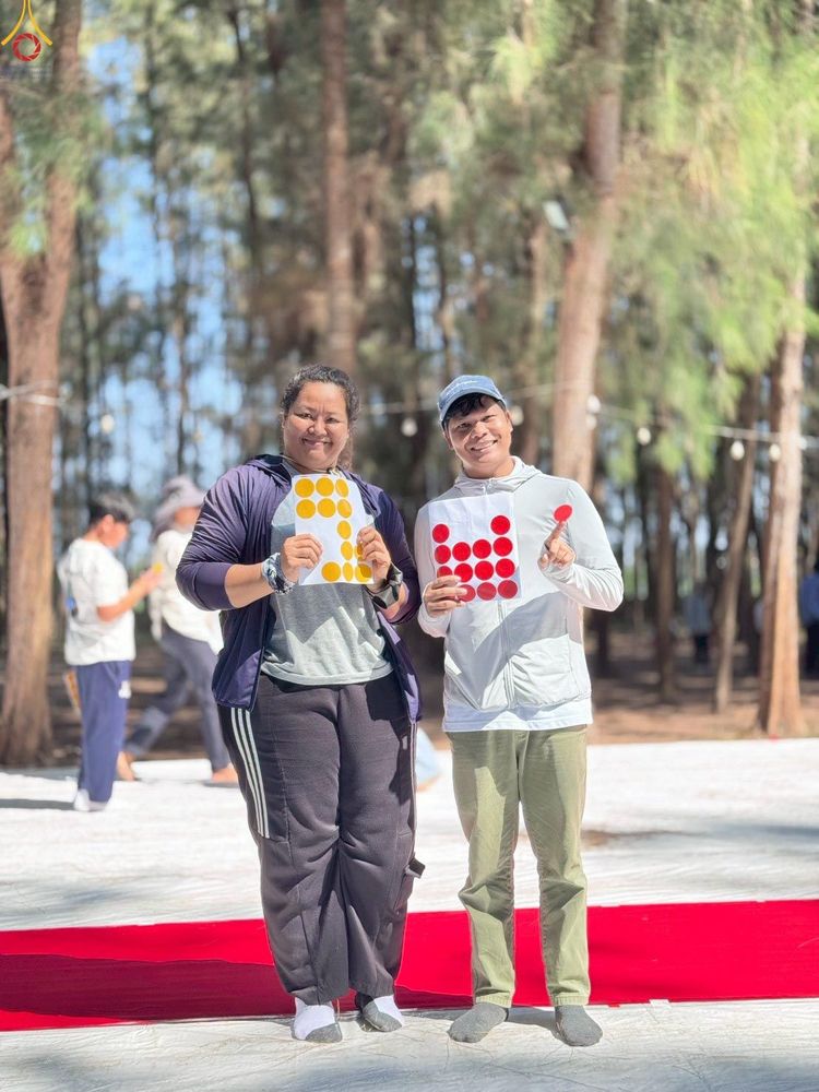 ภาพ No.296140:ภาพเบื้องหลังอาสาสมัครรวมใจ ชุดที่ 2 ในโครงการธรรมยาตรา กตัญญูบูชา มหาปูชนียาจารย์ พระมงคลเทพมุนี(สด จนฺทสโร) พระผู้ปราบมาร อนุสรณ์สถาน 7 แห่ง ปีที่ 14