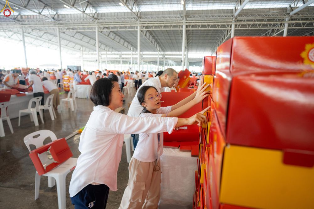 ภาพ No.316057:วันที่ 24 - 27 มีนาคม พ.ศ.2569 การเตรียมงานมหาสังฆทาน 40,000 กว่าวัดทั่วไทย วันคุ้มครองโลก 22 เมษายน พ.ศ.2569