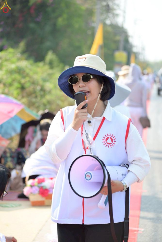 ภาพ No.306699:ภาพเบื้องหลังอาสาสมัครรวมใจ ชุดที่ 5 ในโครงการธรรมยาตรา กตัญญูบูชา มหาปูชนียาจารย์ พระมงคลเทพมุนี(สด จนฺทสโร) พระผู้ปราบมาร อนุสรณ์สถาน 7 แห่ง ปีที่ 14