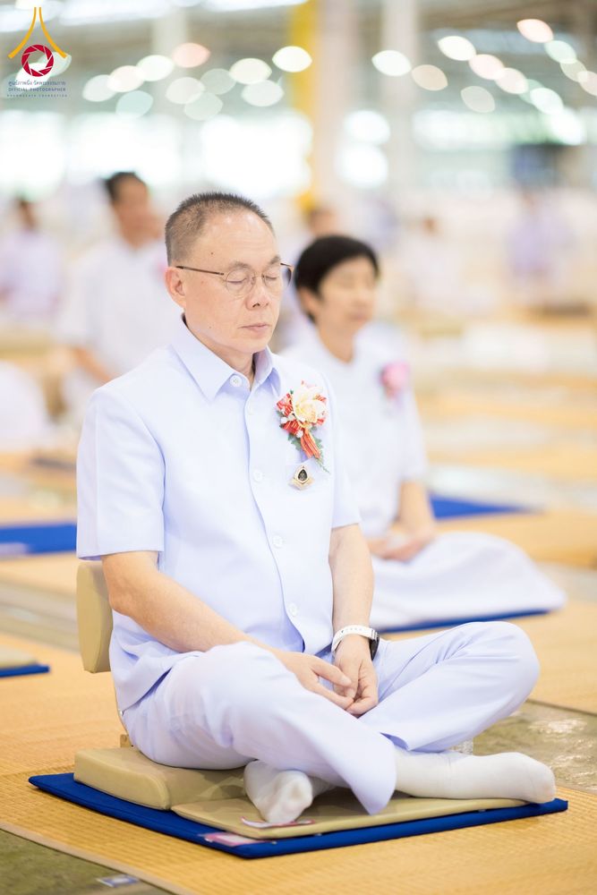 ภาพ No.261348:วันอาทิตย์ที่ 5 ตุลาคม พ.ศ. 2568 พิธีจุดเทียนใจ ไฟนิรันด์ อนันตชัย ณ สภาธรรมกายสากล วัดพระธรรมกาย