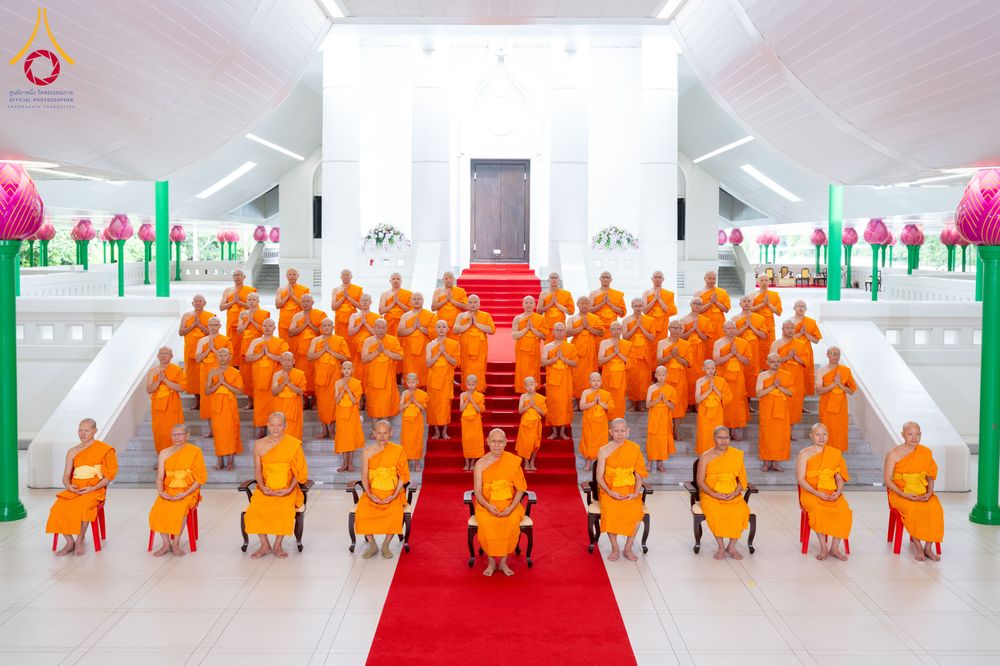 ภาพ No.286629:วันเสาร์ที่ 12 กรกฏาคม พ.ศ.2568 พิธีบรรพชาอุปสมบท  โครงการบรรพชาอุปสมบทหมู่ ธรรมทายาทนานาชาติ(ภาคภาษาจีน), โครงการบรรพชาสามเณร โรงเรียนนานาชาติ รุ่นที 14