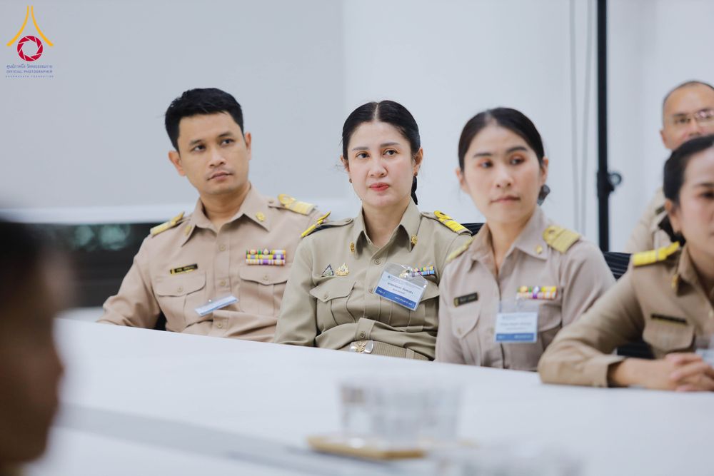 ภาพ No.311581:วันจันทร์ที่ 23 กุมภาพันธ์ พ.ศ. 2569 เปิดโลกทัศน์ผู้บริหารสถานศึกษายุคใหม่ เรียนรู้ต้นแบบการพัฒนาคนผ่านพลัง “บวร–V-Star” ผู้เข้ารับการพัฒนาตามโครงการ สพฐ. ศึกษาดูงานวัดพระธรรมกาย เสริมภาวะผู้นำคุณธรรมสู่การบริหารโรงเรียนอย่างยั่งยืน ณ อาคาร 100 ปี คุณยาย