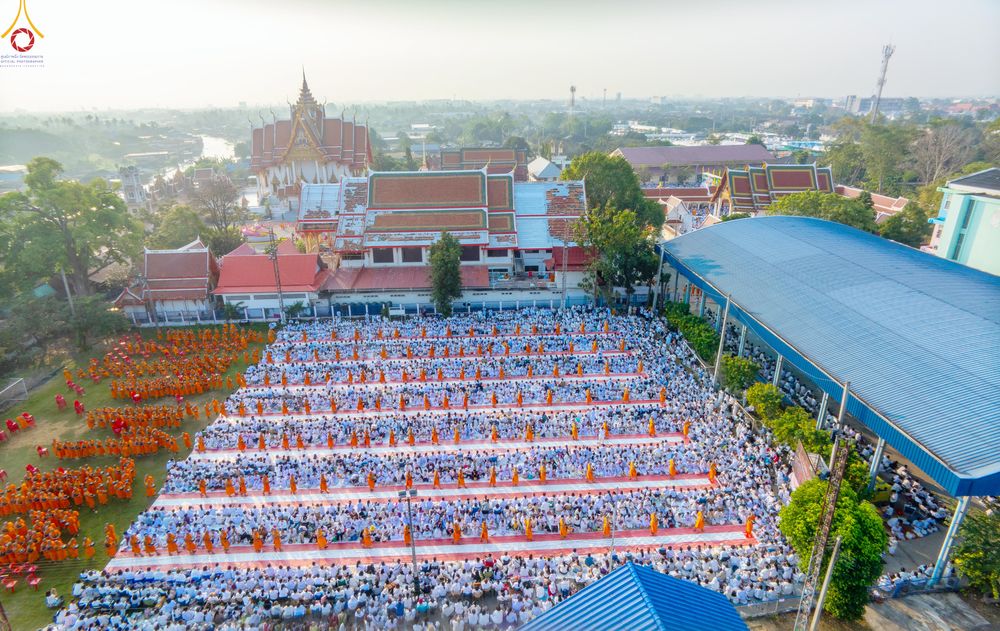 ภาพ No.297627:วันที่ 18 มกราคม พ.ศ. 2569 พิธีตักบาตรพระธรรมยาตรา ณ วัดโบสถ์บน ต.บางคูเวียง จ.นนทบุรี อนุสรณ์สถานลำดับที่ 4 สถานที่เกิดด้วยกายธรรม ในโครงการธรรมยาตรา กตัญญูบูชา มหาปูชนียาจารย์ พระมงคลเทพมุนี(สด จนฺทสโร) พระผู้ปราบมาร อนุสรณ์สถาน 7 แห่ง ปีที่ 14