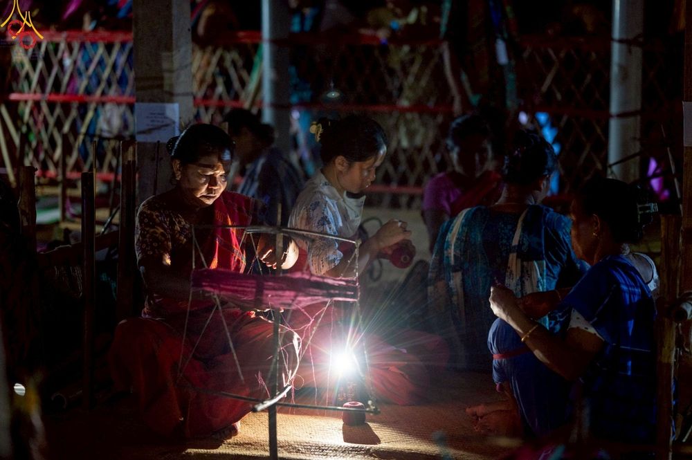 ภาพ No.261612:วันที่ 19 ตุลาคม พ.ศ. 2568 พิธีทอดกฐินสมทบ วัดกัลยาณมิตรต่างประเทศ บูชาธรรม 81 ปี หลวงพ่อธัมมชโย ณ วัดสารนาถ เมืองคาร์การชารี ประเทศบังกลาเทศ 