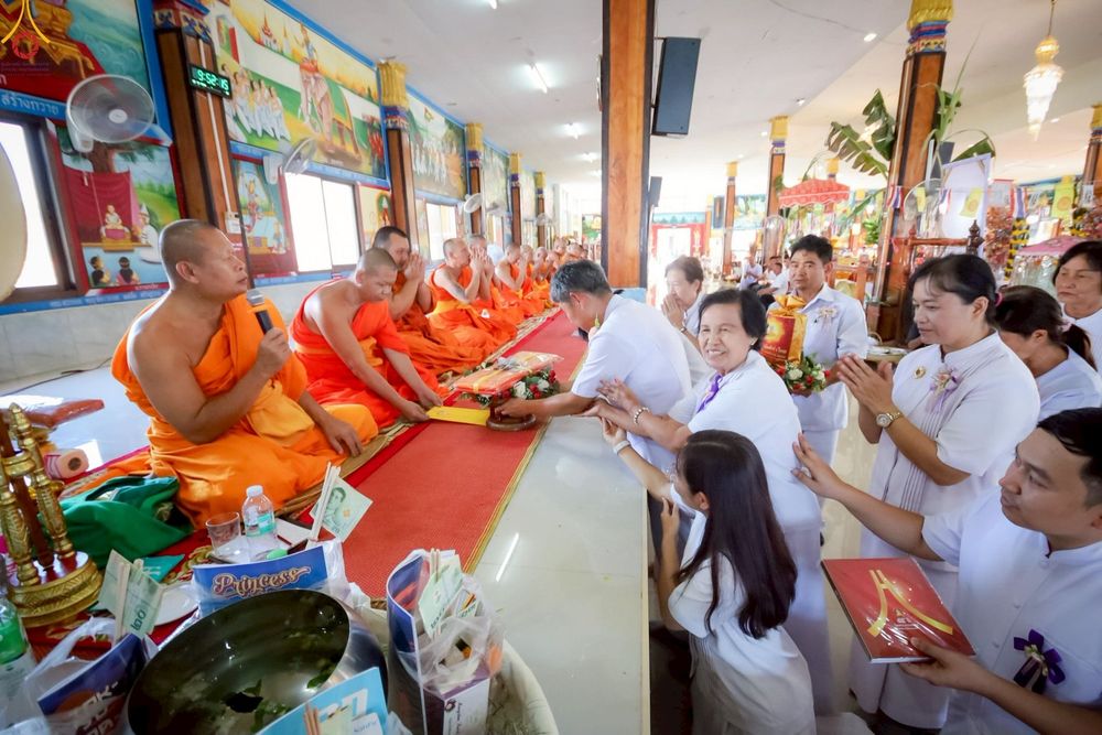 ภาพ No.269730:วันที่ 25 ตุลาคม พ.ศ. 2568 พิธีทอดกฐินสามัคคีทั่วไทย ณ วัดป่าแดง ต.ป่าแดง  อ.ชาติตระการ จ.พิษณุโลก โดยคณะศิษยานุศิษย์ บูชาธรรม 81 ปี หลวงพ่อธัมมชโย