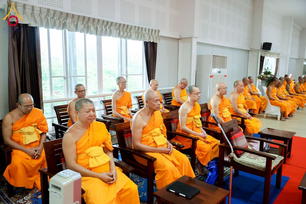 ภาพ No.254771:วันที่ 15 ตุลาคม พ.ศ. 2568 พิธีบรรจุพระบรมสารีริกธาตุภายในพระเกตุองค์พระประธาน สมโภชพระประธาน พระธรรมกาย ณ ศูนยอบรมเยาวชนกาญจนบุรี