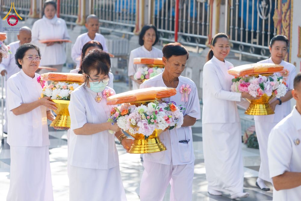 ภาพ No.199999:พิธีทอดผ้าป่าทำนุบำรุงศาสนสถาน ณ วัดบางไผ่นารถ ตำบลบางไทรป่า อำเภอบางเลน จังหวัดนครปฐม ในโครงการธรรมยาตรา กตัญญูบูชา มหาปูชนียาจารย์ พระมงคลเทพมุนี(สด จนฺทสโร) พระผู้ปราบมาร อนุสรณ์สถาน 7 แห่ง ปีที่ 13 วันที่ 22 มกราคม พ.ศ. 2568