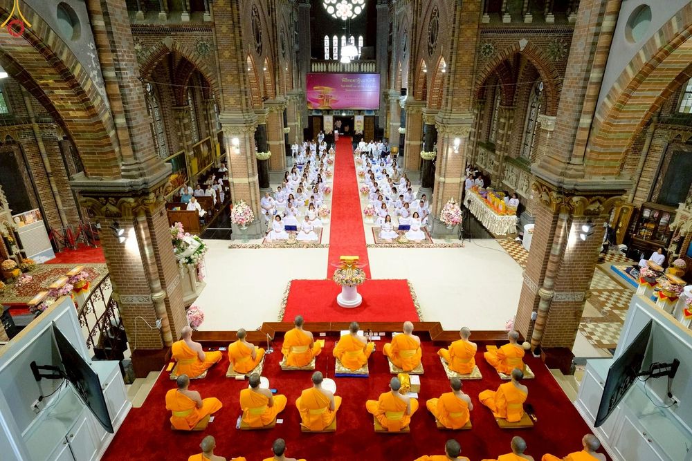 ภาพ No.271365:วันอาทิตย์ที่ 26 ตุลาคม พ.ศ. 2568 พิธีทอดกฐินสามัคคีวัดพระธรรมกายเนเธอร์แลนด์ กฐินเพื่อปฏิสังขรณ์ผนังรอบโบสถ์ อายุกว่า 135 ปี