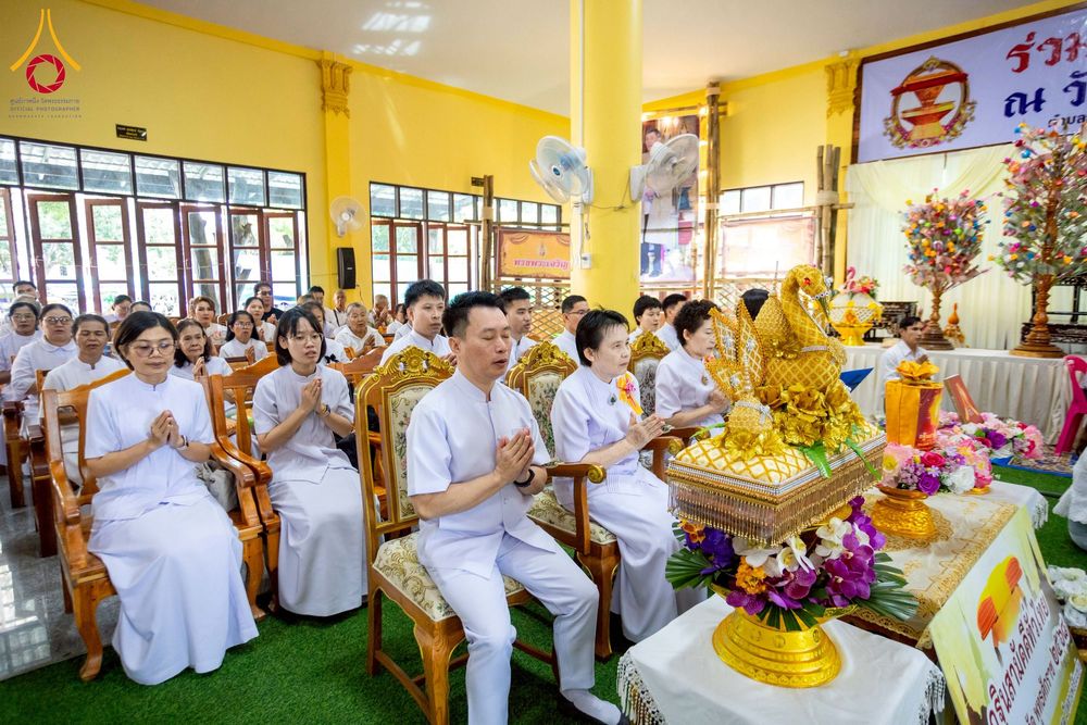 ภาพ No.276212:วันที่ 5 พฤศจิกายน พ.ศ. 2568 พิธีทอดกฐินสามัคคีทั่วไทย ณ วัดตรีมิตรประดิษฐาราม จ.กาญจนบุรี โดยคณะศิษยานุศิษย์ บูชาธรรม 81 ปี หลวงพ่อธัมมชโย