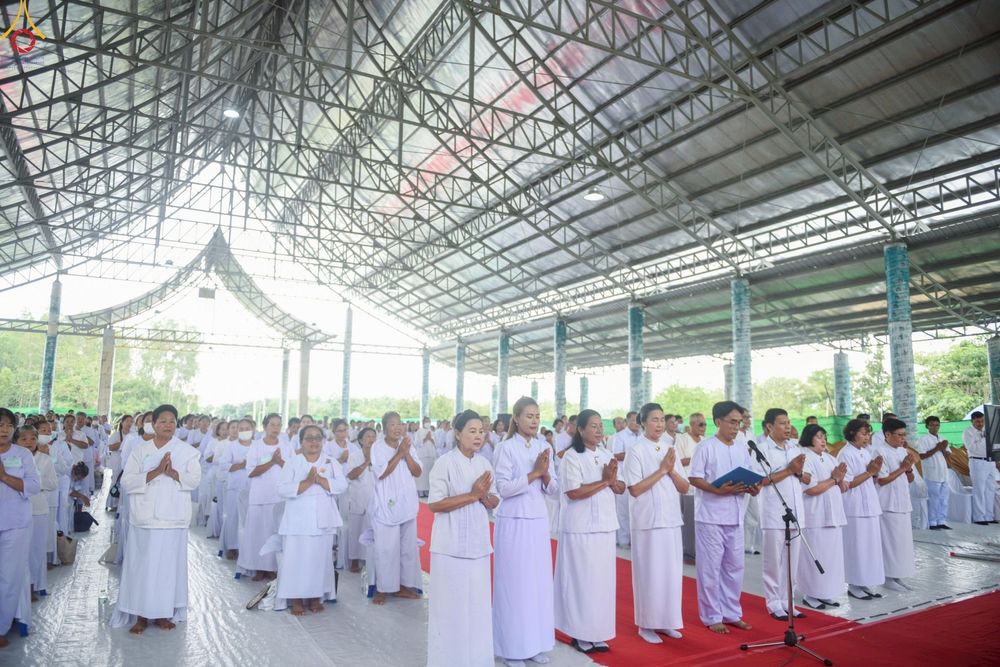 ภาพ No.248954:วันที่ 26-28 กันยายน พ.ศ. 2568 โครงการอบรมอุบาสกแก้ว อุบาสิกาแก้ว รุ่นที่ 3 ตัวแทนทอดกฐินสามัคคีทั่วไทย 30,000 วัด  ณ ศูนย์ปฏิบัติธรรมวิหารแดง อ.วิหารแดง จ.สระบุรี