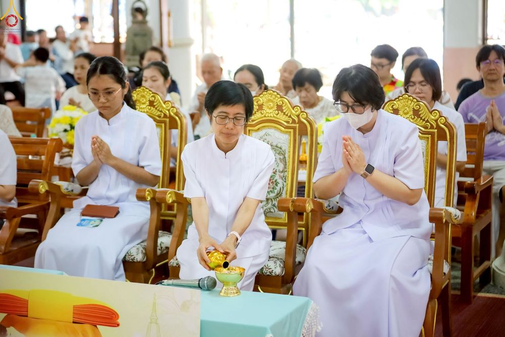 ภาพ No.258247:วันที่ 12 ตุลาคม พ.ศ. 2568 พิธีทอดกฐินสามัคคีทั่วไทย 30,000 วัด โดยคณะศิษยานุศิษย์ บูชาธรรม 81 ปี หลวงพ่อธัมมชโย ณ วัดวังทองวราราม อ.วังทอง จ.พิษณุโลก