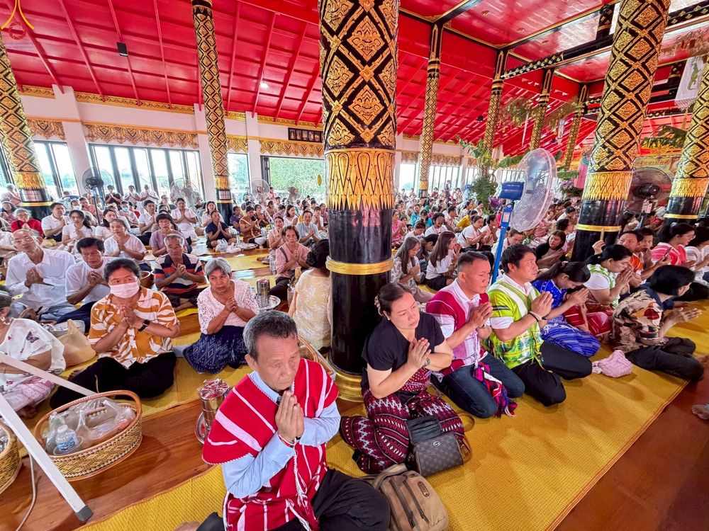 ภาพ No.250163:วันพุธที่ 8 ตุลาคม พ.ศ. 2568 พิธีทอดกฐินสามัคคีทั่วไทย 30,000 วัด โดยคณะศิษยานุศิษย์ บูชาธรรม 81 ปี หลวงพ่อธัมมชโย ณ วัดดอนไก่ดี อ.กระทุ่มแบน จ.สมุทรสาคร