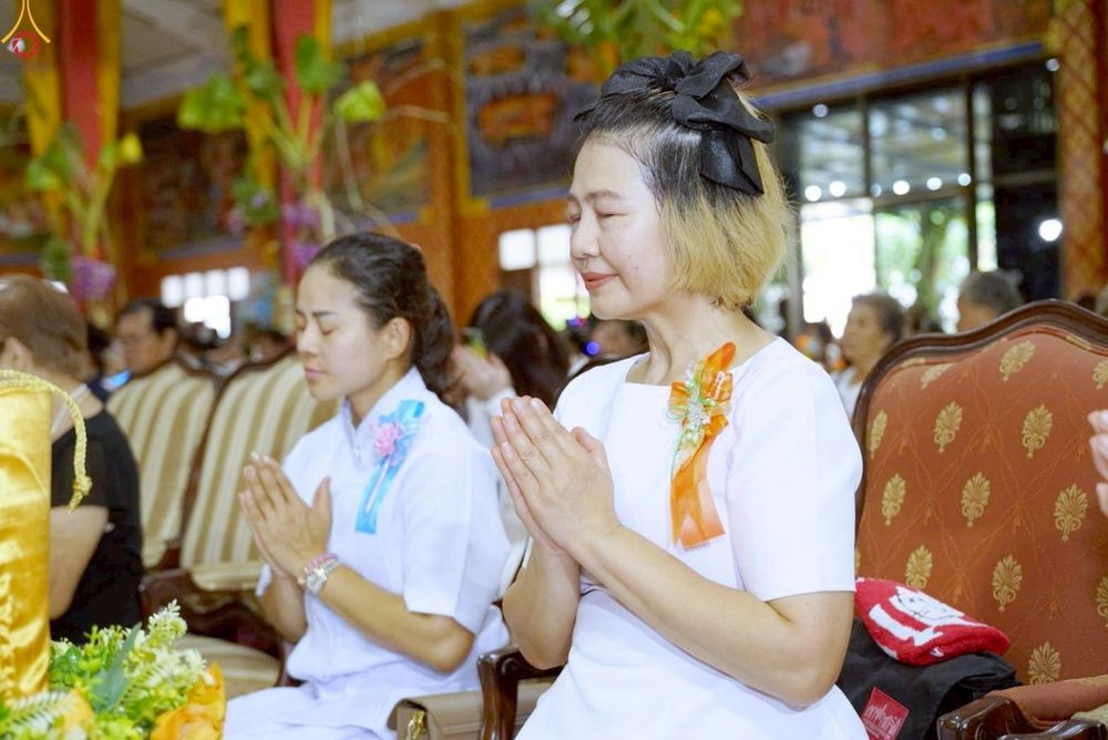 ภาพ No.272382:วันที่ 1 พฤศจิกายน พ.ศ. 2568 พิธีทอดกฐินสามัคคีทั่วไทย ณ วัดสุขวนาราม ต.ดอนรวก  อ.ดอนตูม จ.นครปฐม โดยคณะศิษยานุศิษย์ บูชาธรรม 81 ปี หลวงพ่อธัมมชโย