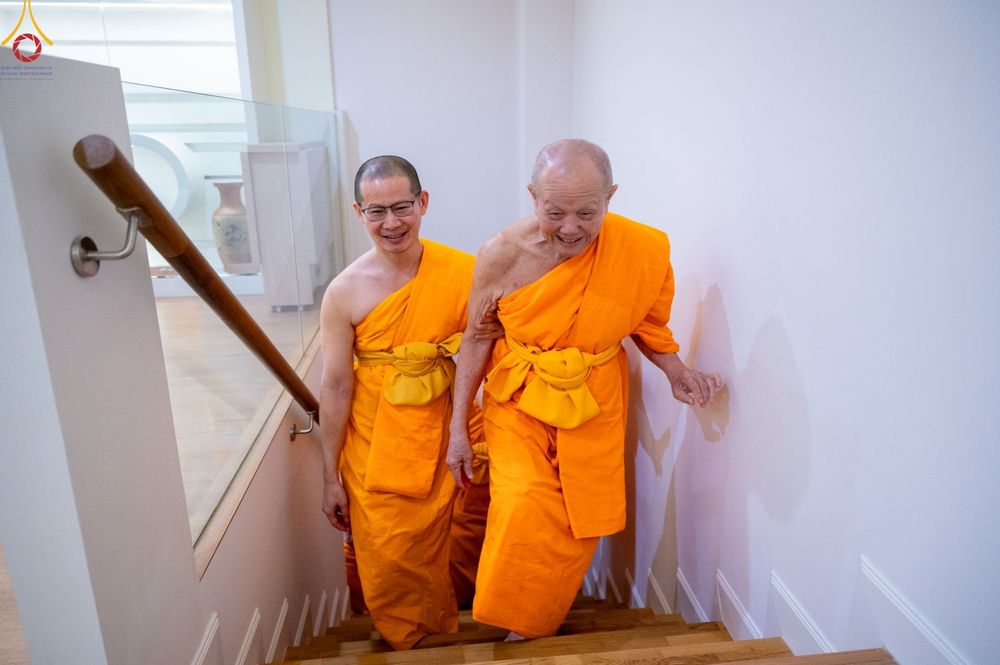 ภาพ No.103704:พิธีเปิดห้องนิทรรศการเพื่อสันติภาพโลก World Peace Lies Within ONE MAN'S VISION   วาระอายุวัฒนมงคล 83 ปี หลวงพ่อทัตตชีโว ณ ชั้น 2 อาคาร 100 ปี คุณยายอาจารย์ฯ วัดพระธรรมกาย วันพฤหัสบดีที่ 21 ธันวาคม พ.ศ. 2566