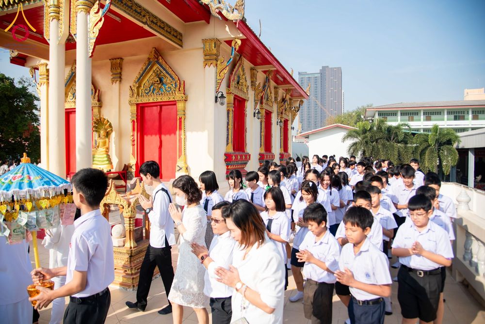 ภาพ No.205161:พิธีทอดผ้าป่าทำนุบำรุงศาสนสถาน ณ วัดบางขัน ตำบลคลองหนึ่ง อำเภอคลองหลวง จังหวัดปทุมธานี ในโครงการธรรมยาตรา กตัญญูบูชา มหาปูชนียาจารย์ พระมงคลเทพมุนี(สด จนฺทสโร) พระผู้ปราบมาร อนุสรณ์สถาน 7 แห่ง ปีที่ 13 วันที่ 30 มกราคม พ.ศ. 2568