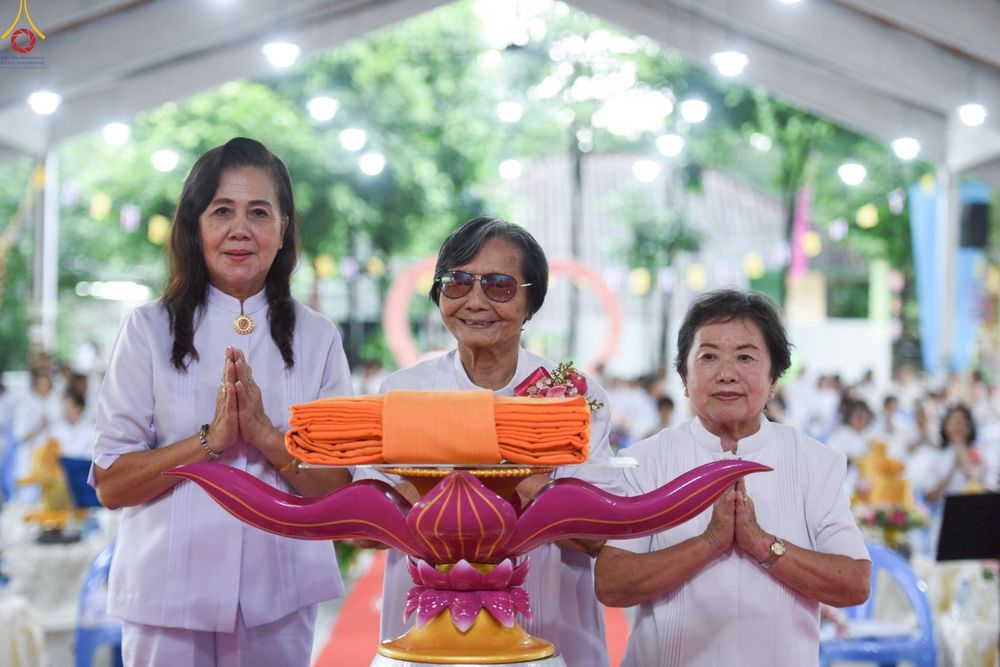 ภาพ No.254189:วันที่ 12 ตุลาคม พ.ศ. 2568 พิธีทอดกฐินสามัคคีทั่วไทย 30,000 วัด โดยคณะศิษยานุศิษย์ บูชาธรรม 81 ปี หลวงพ่อธัมมชโย ณ ศูนย์ปฏิบัติธรรมบุญประสาน  อ.ปากช่อง จ.นครราชสีมา